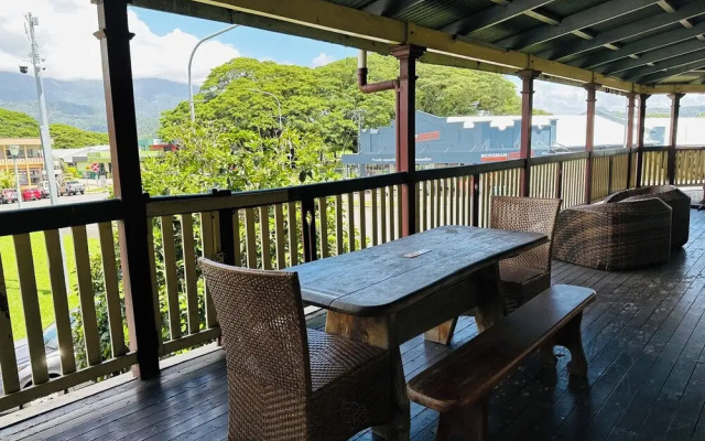 Mossman Exchange & Backpacker Resort