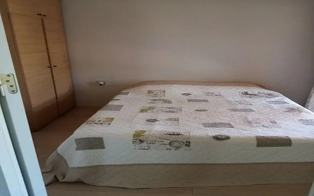 CE018 by Villaofsummer