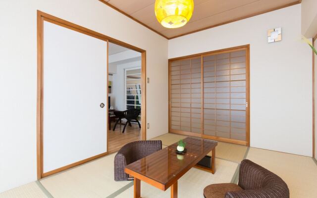 EX Hamamatsu Apartment 501