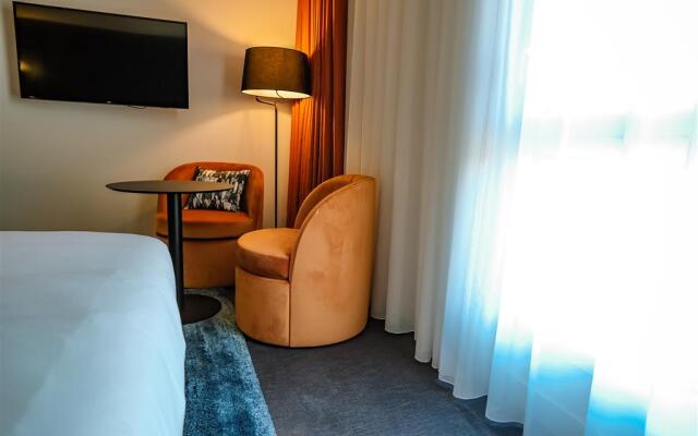 LIVE Hotels Bordeaux Lac