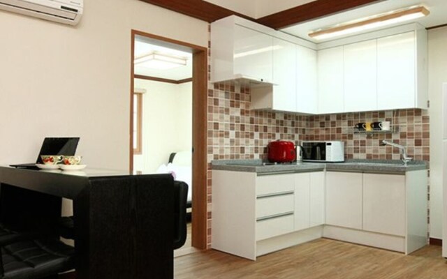 Gyeongju Healing House Pension