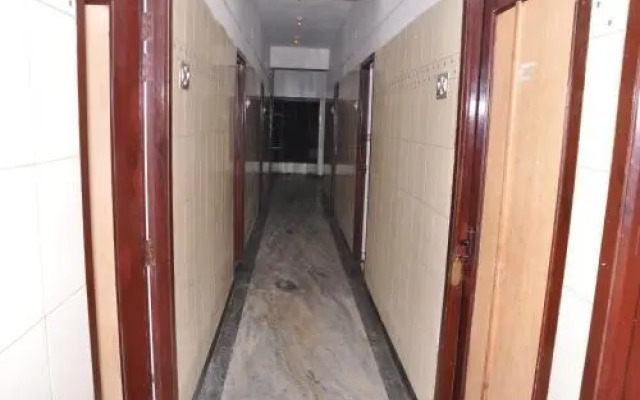 Abirami Inn