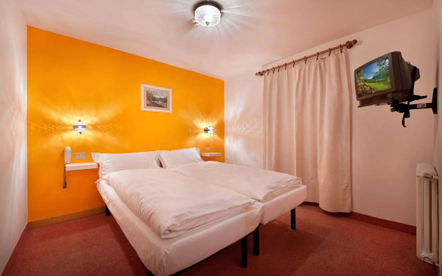 Hotel Teola