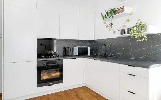 Poznan Apartment With Parking by Renters