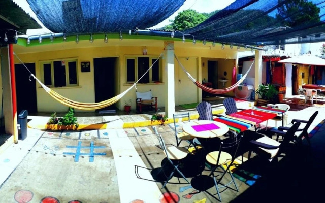 Abu Hotel - Hostel