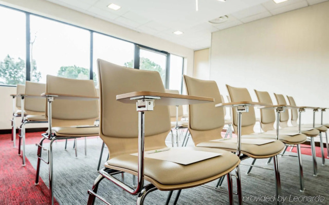 Holiday Inn Toulouse Airport by IHG