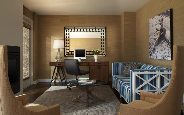 Hyatt Centric Delfina Santa Monica