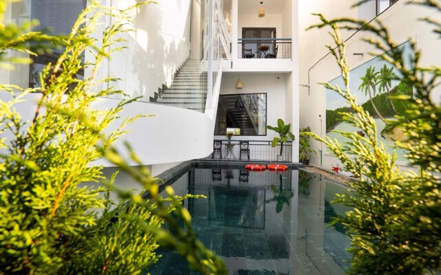 5 Coconut Homestay