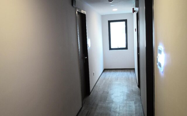 LoLex Hotel