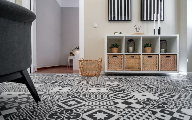 Nemeseos 82m² homm Apartment with Roof Garden and Pool