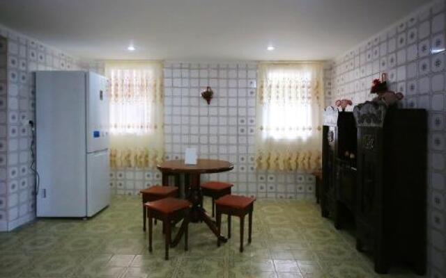 Hostel "Georgianize Yourself"