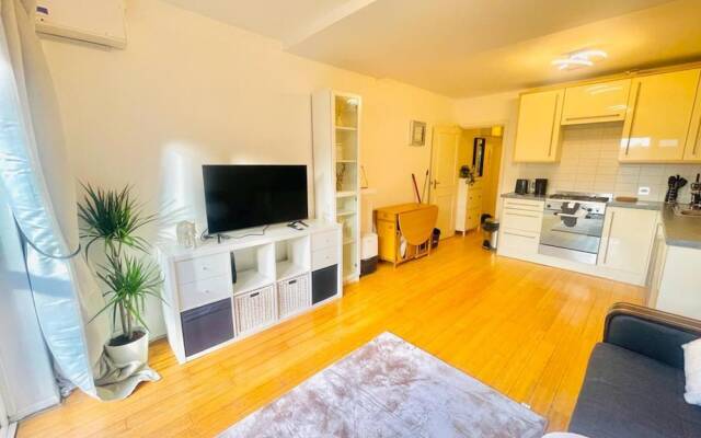 Charming 1-bed Apartment in London