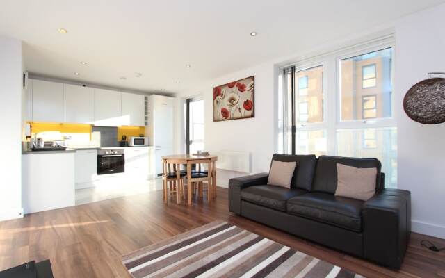 Skylark House Luxury Service Apartments