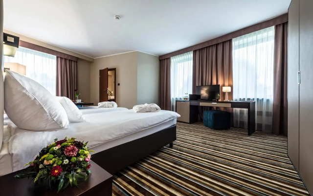 Hotel Victor Pruszków DeSilva