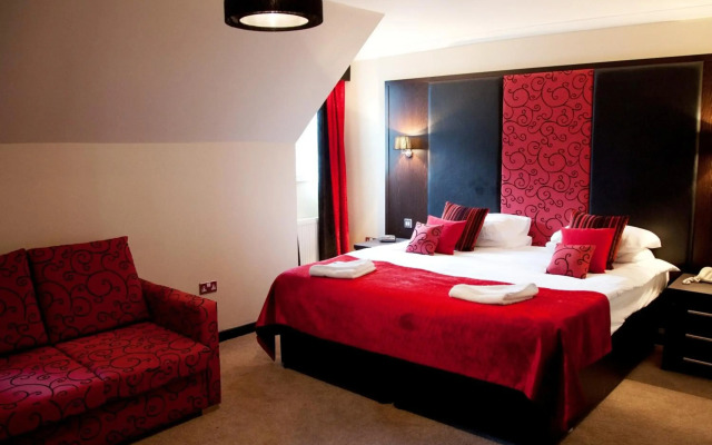 The Popinjay Hotel and Spa