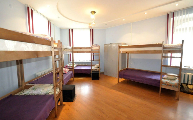 Хостел Барнаул (быв. 22-Хотел) на ул. Привокзальной, 9