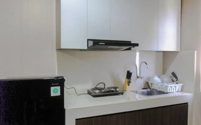 Strategic and Comfy 2BR Apartment Springwood Residence
