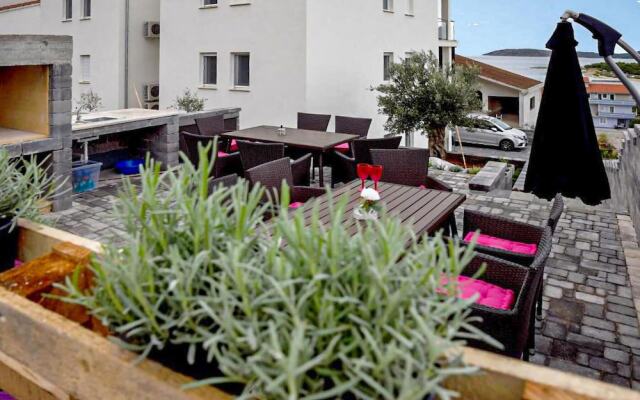 Nice Apartment in Sibenik With Wifi and 1 Bedrooms