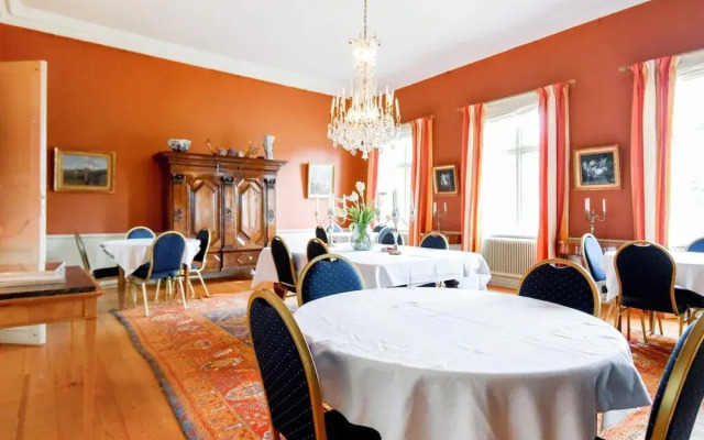 15 Person Holiday Home in Hjortkvarn-by Traum