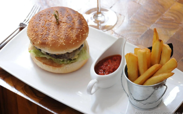 Hotel Indigo London Tower Hill by IHG