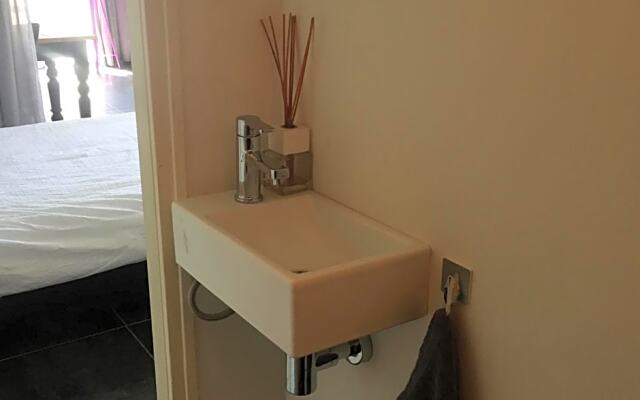 Bed & Breakfast "aan de banis"