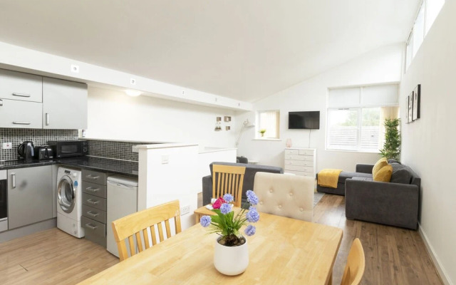 Luxury Holiday Home In Manchester Near The Quays