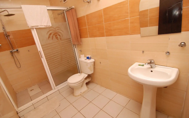 Pine Crest Exclusive Hotel & suite