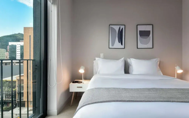 w Spectacular Loft w Balcony in El Nogal