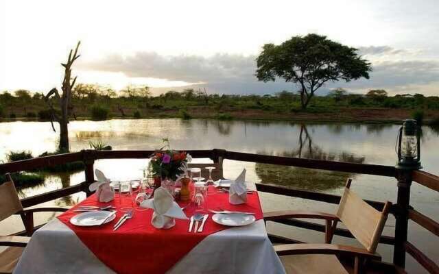 Voyager Ziwani Tented Camp
