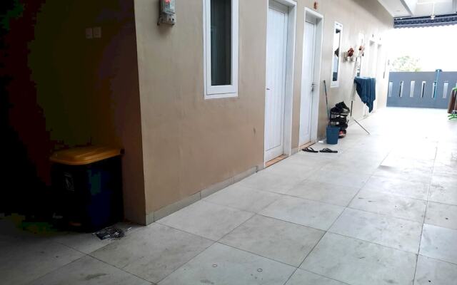 OYO Life 92781 Kost Parung Serab Syariah