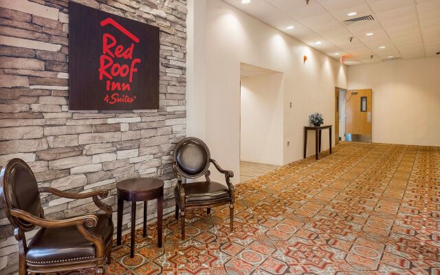 Red Roof Inn & Suites Mt Holly - McGuire AFB