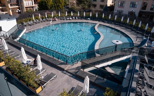 Apartments at the Mone Hotel