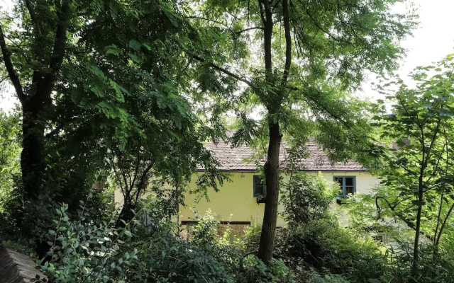 The Olde Drill House