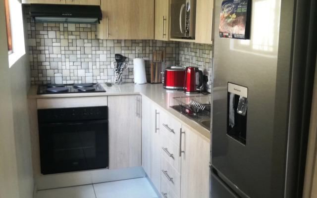Dunton Guest House