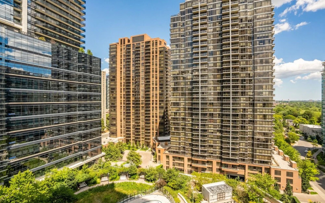 GLOBALSTAY. Modern North York Condos