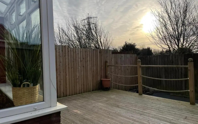 Superb Holiday Home in Springfields, Llanelli