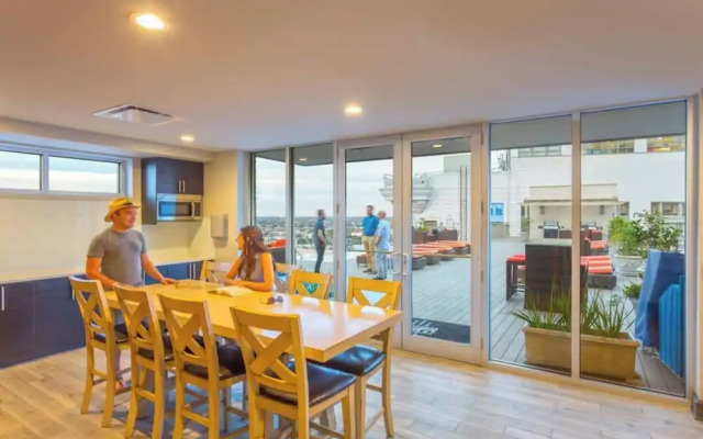 Elegant Condos in NOLA with Rooftop Pool