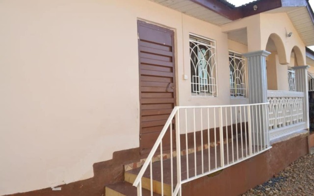 Fully Air-condition 3bed Villa - Wifi - hot Water