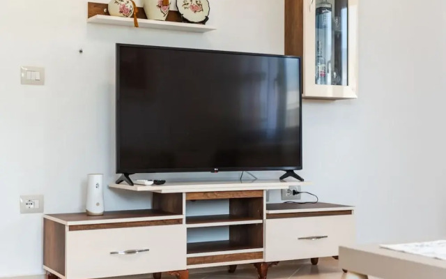 Hometown Apartment 2