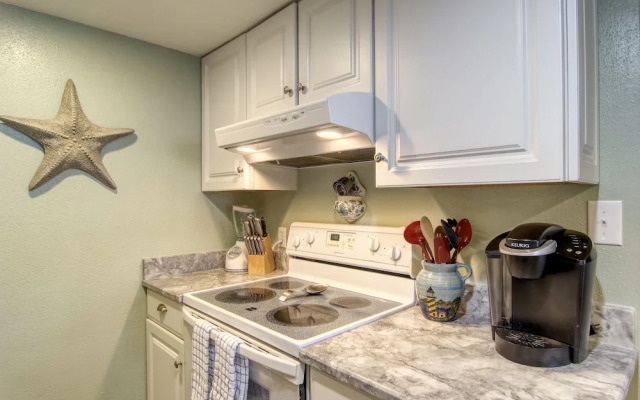 Pearl Marlin 205 by RedAwning