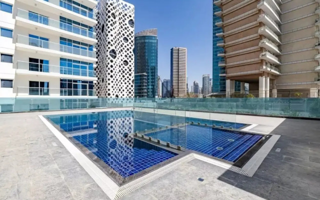 Lux BnB I AG Tower I Canal Views