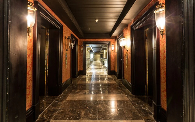 Cape Royale Luxury Hotel