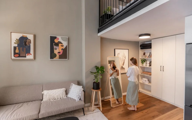 DeBlox living - Alhambra Apartments