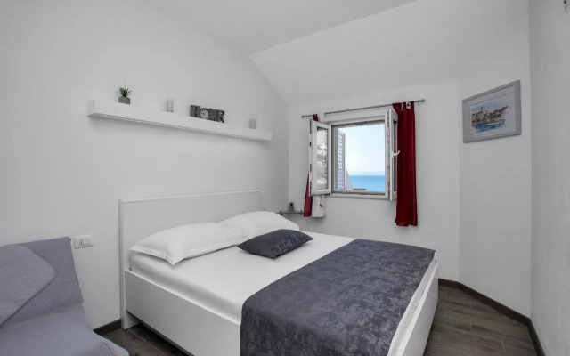 Apartments by the sea Drasnice, Makarska - 2581