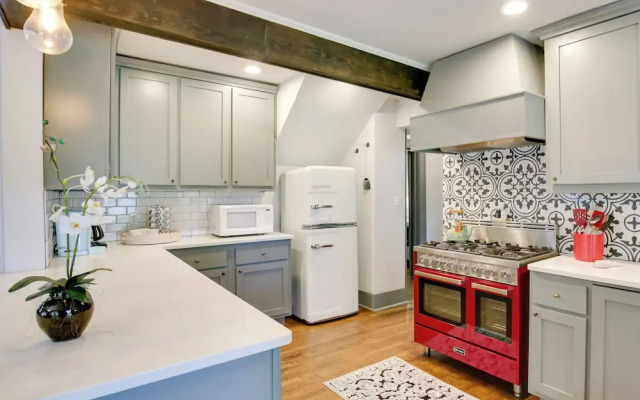 Renovated Lubbock Home - Walk to Texas Tech!