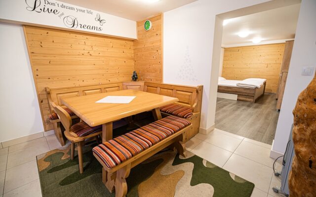 Apartments Zvoh, Krvavec, Ski-in, Ski-out