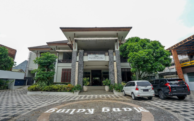 Putri Utari Guest House