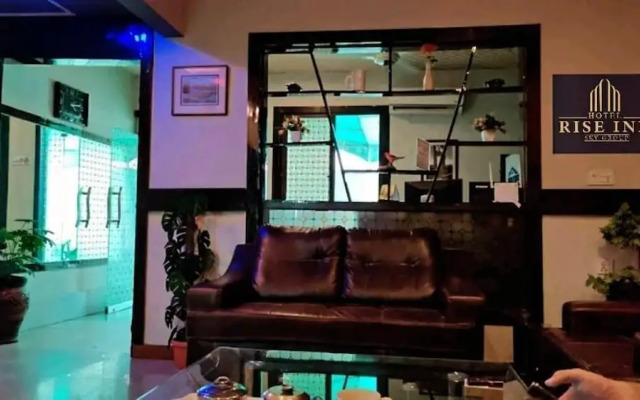 Hotel Rise Inn