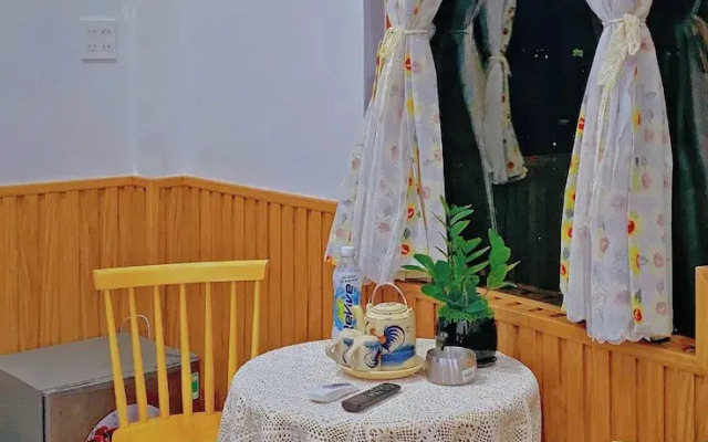 Sea-breeze homestay