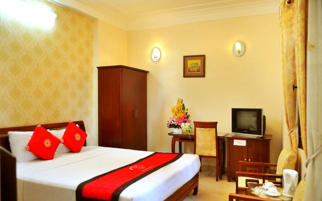 Luxury Hotel